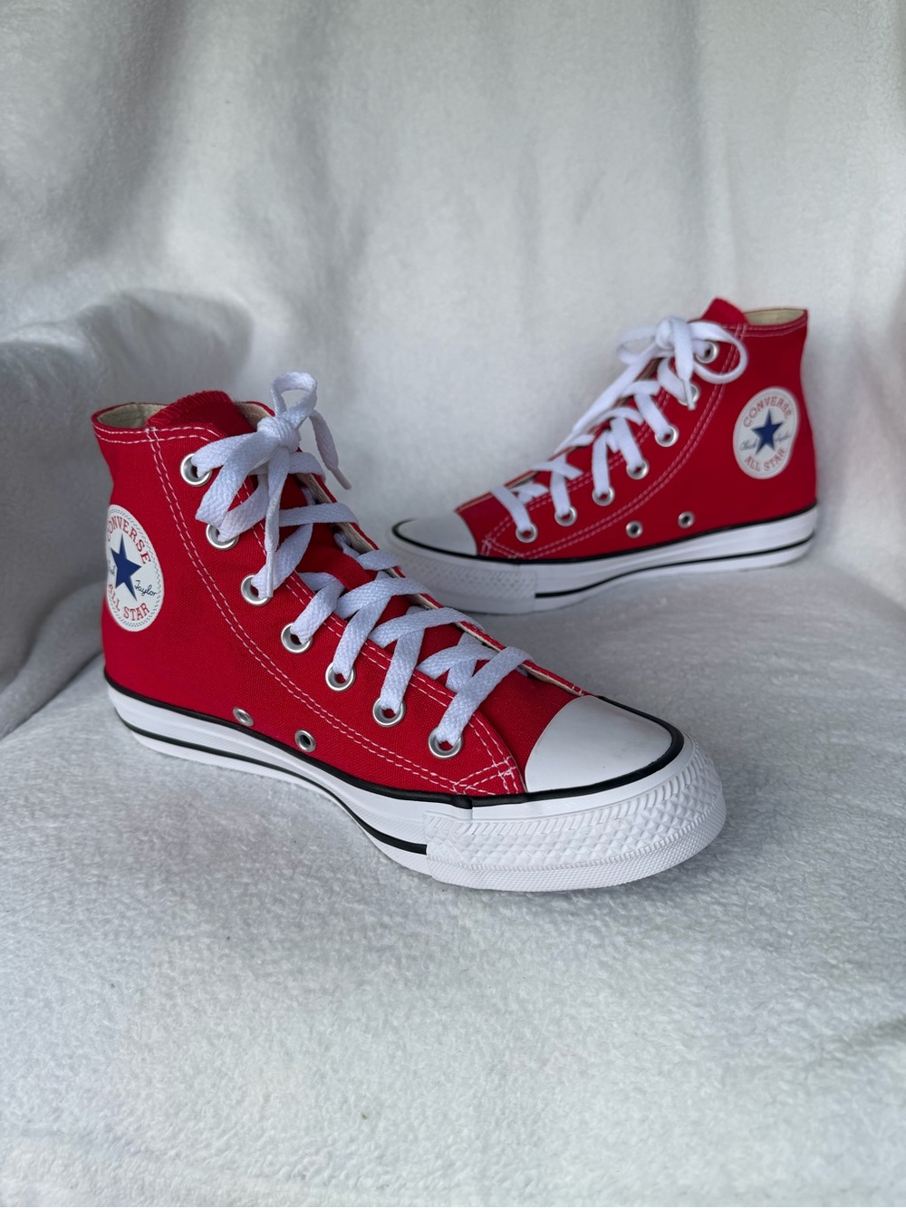 Converse Chuck Taylor All Star Hi Tops Size Men 4.5 Women 6.5 Red Sneaker Shoe